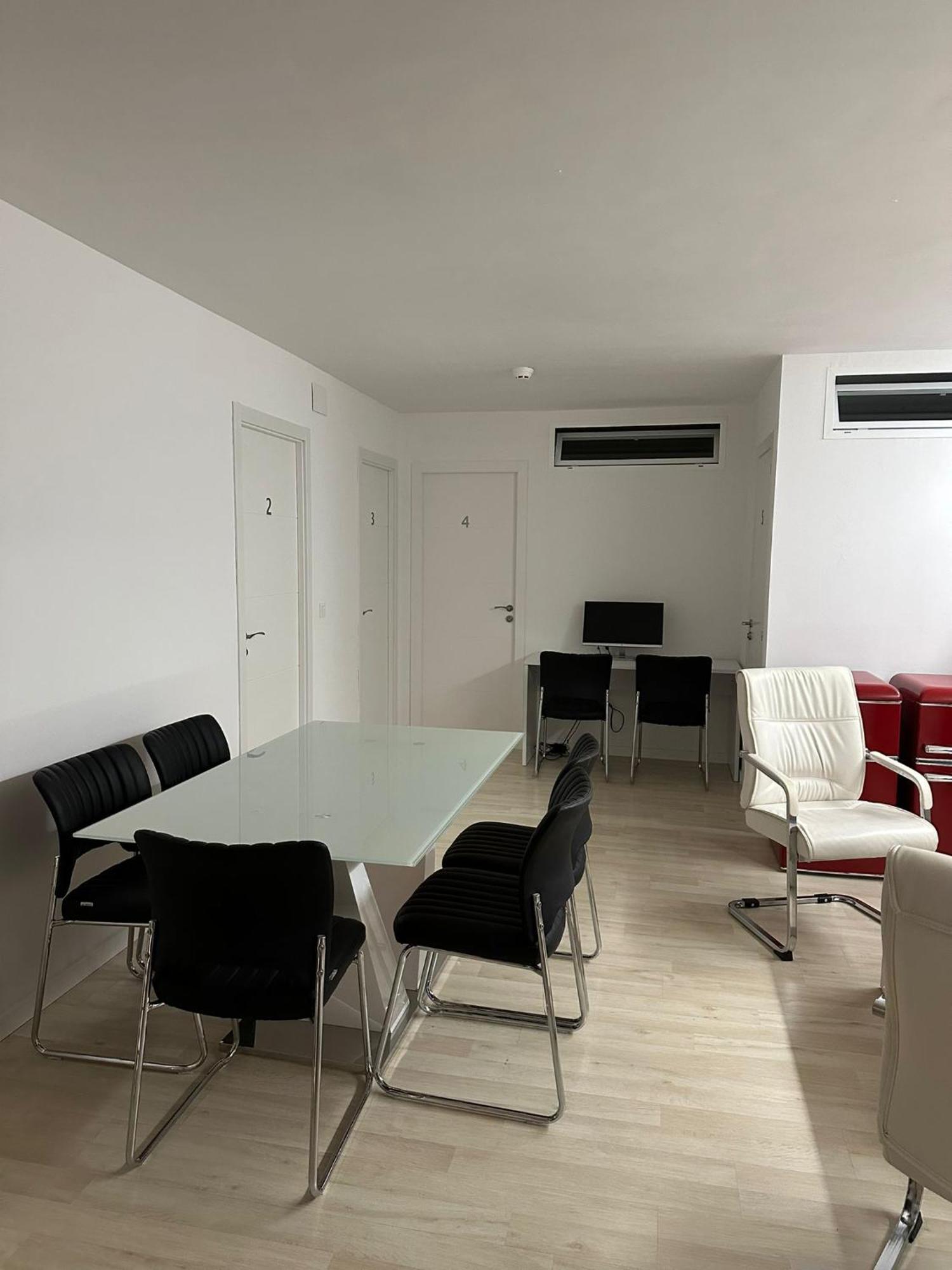 Aparthotel Mi Huesped Valencia, Aeropuerto Manises Extérieur photo