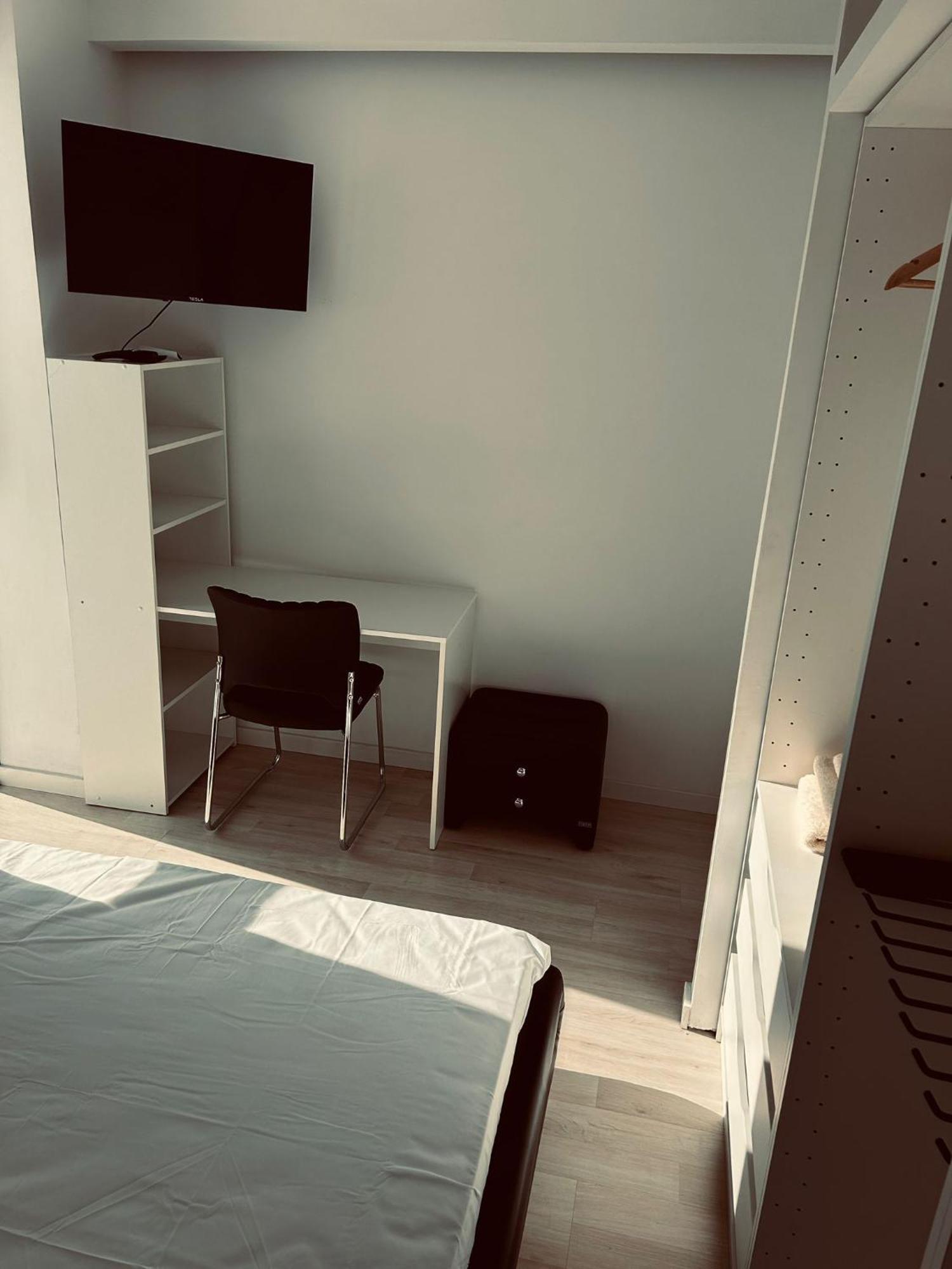 Aparthotel Mi Huesped Valencia, Aeropuerto Manises Extérieur photo