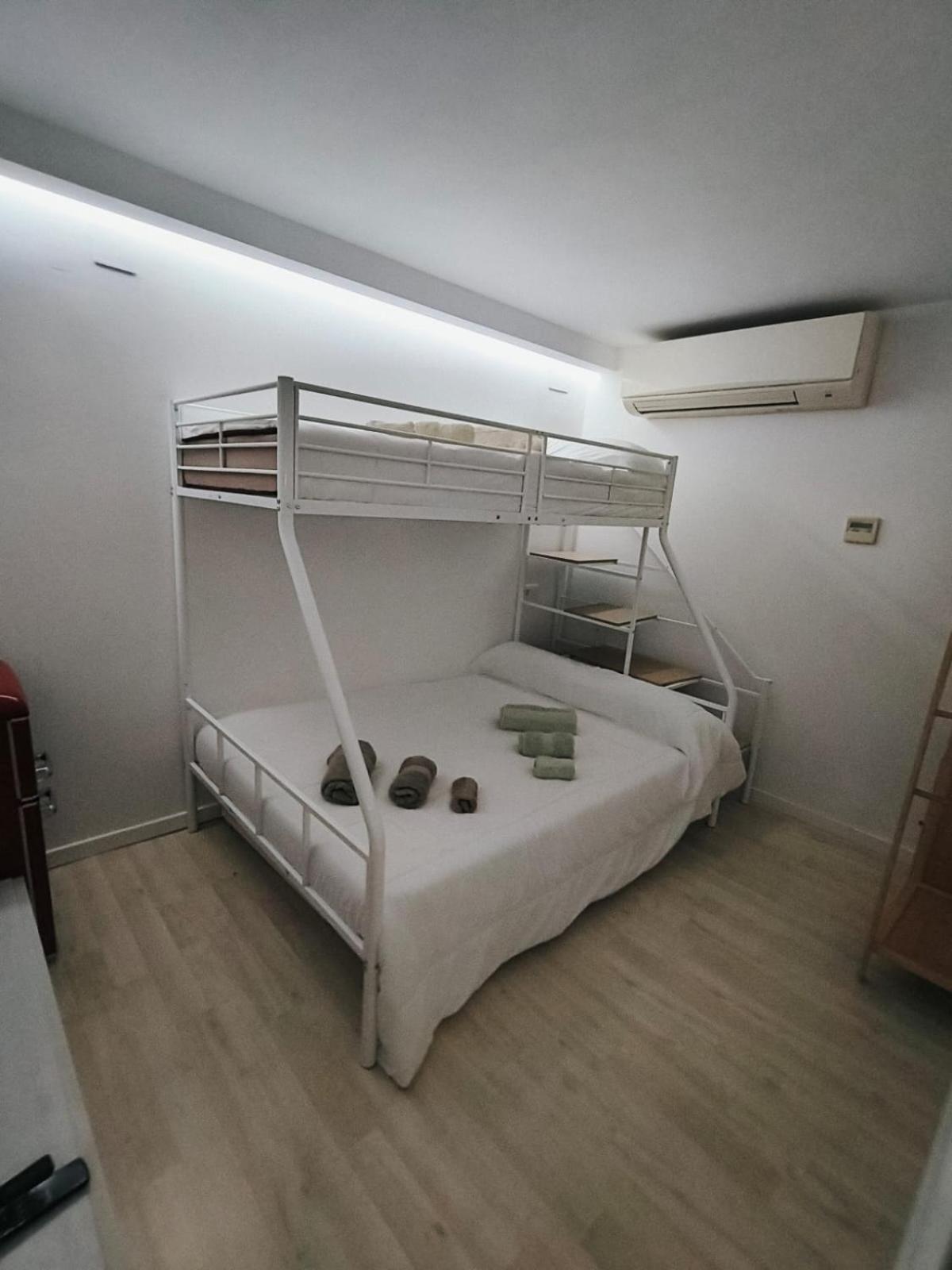 Aparthotel Mi Huesped Valencia, Aeropuerto Manises Extérieur photo